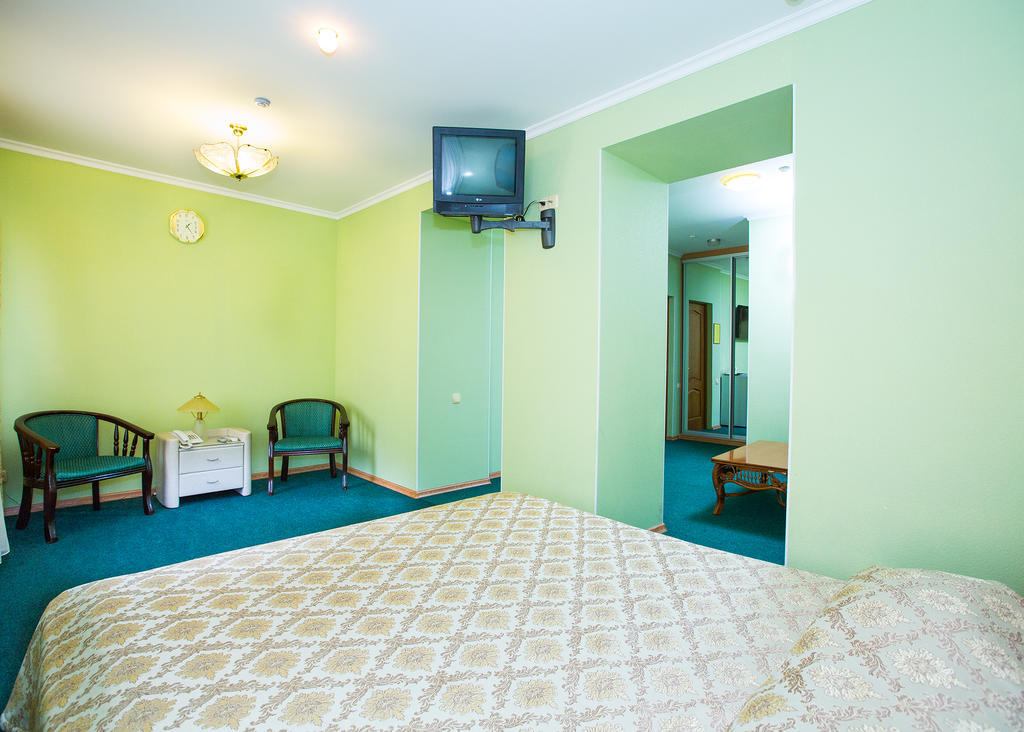 Oasis Hotel Одеса Стая снимка