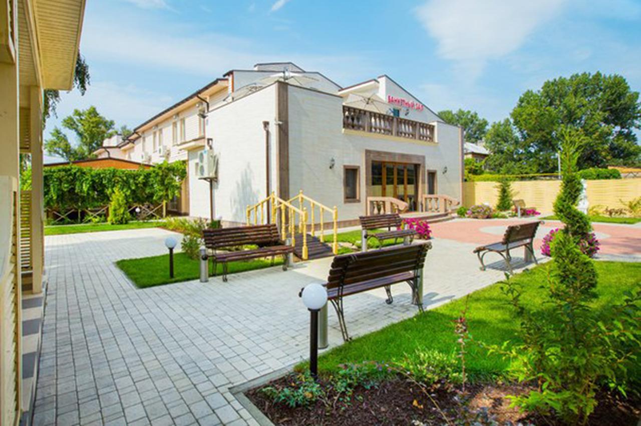 Oasis Hotel Одеса Екстериор снимка